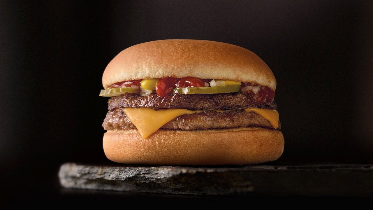 Check Out these 25 Fast Food Hacks